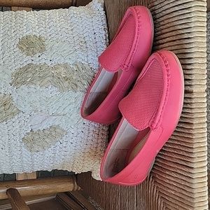 b.o.c. red, slip on loafers/moccasins, size 7M